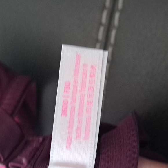 New Victoria secret pink 💗 bra/ 36DD/ maroon and pink - Picture 4 of 5